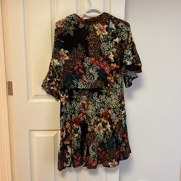 Zara Floral Shirt Dress - Picture 2 of 8